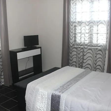 Moradia T3 *